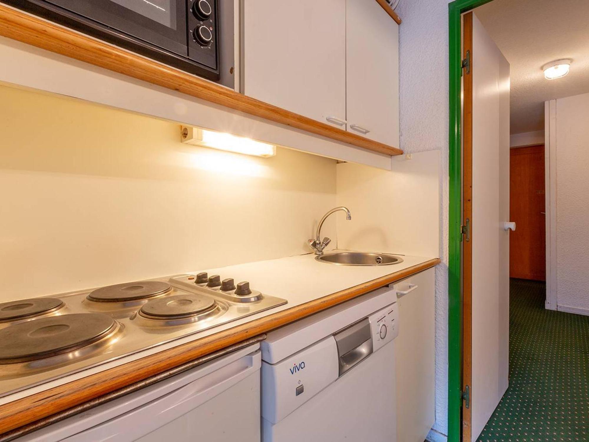 Appartement Confortable A Meribel, 6 Couchages, Balcon Expose Sud - Fr-1-355-57 Buitenkant foto